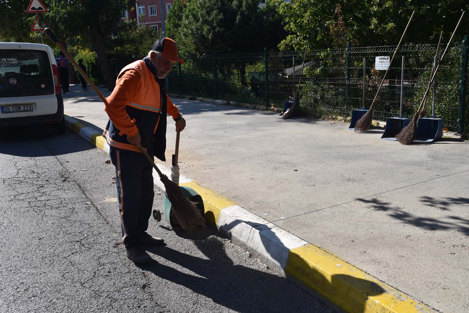 Pendik Belediyesi'nden Mıntıka Temizliği! Her gün farklı bir mahalleye gidiliyor!