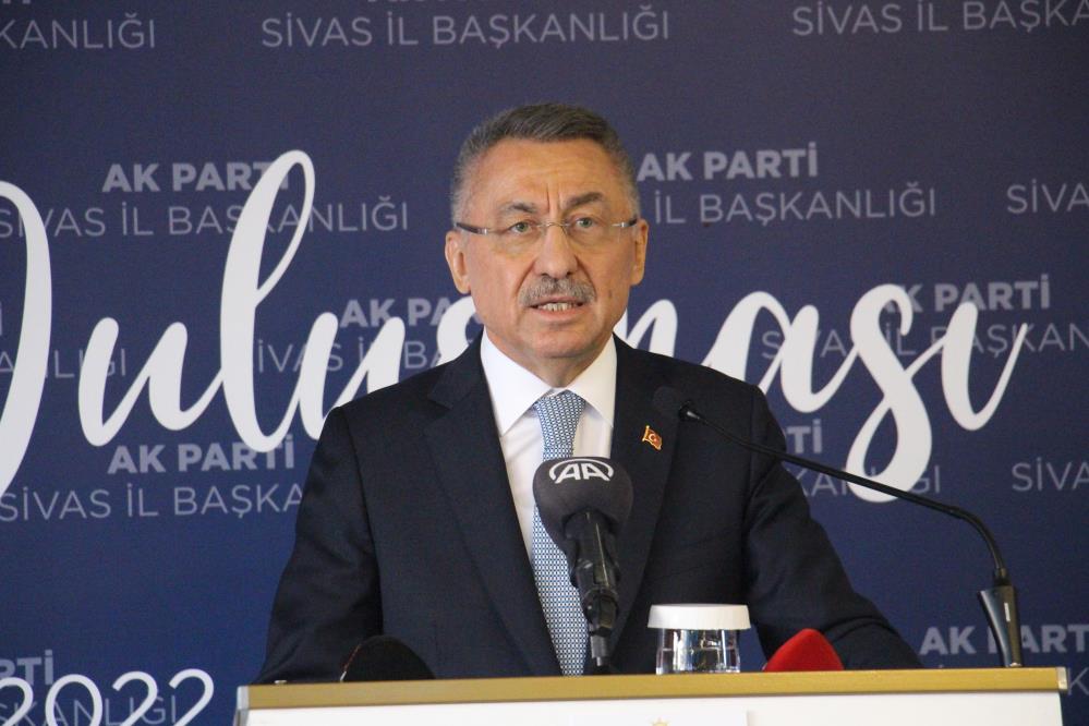 Cumhurbaşkanı Yardımcısı Oktay'dan Yunanistan'a gözdağı! Gündüzü gece olacak