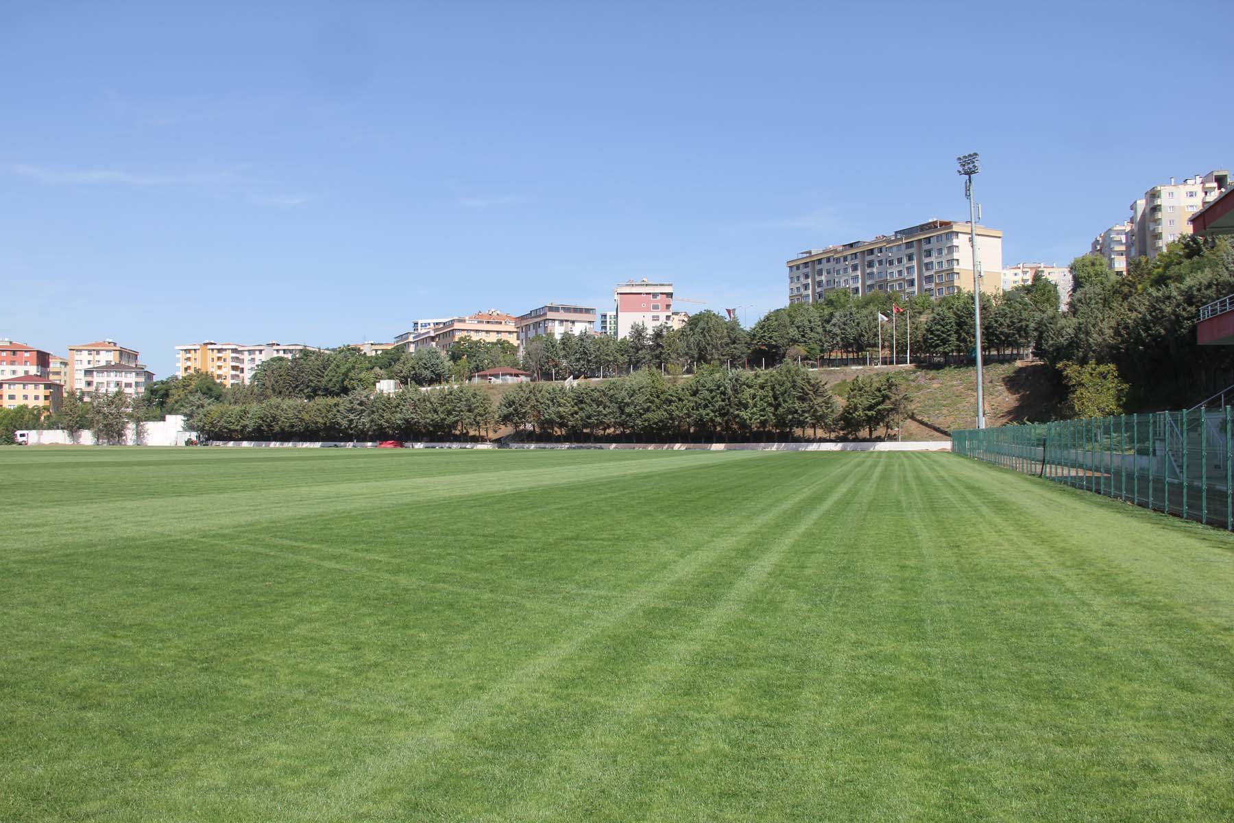 Pendikspor tesislerinde hummalı çalışma! Modern tesisler için geri sayım başladı: Başkan Türkoğlu müjdeleri tek tek sıraladı