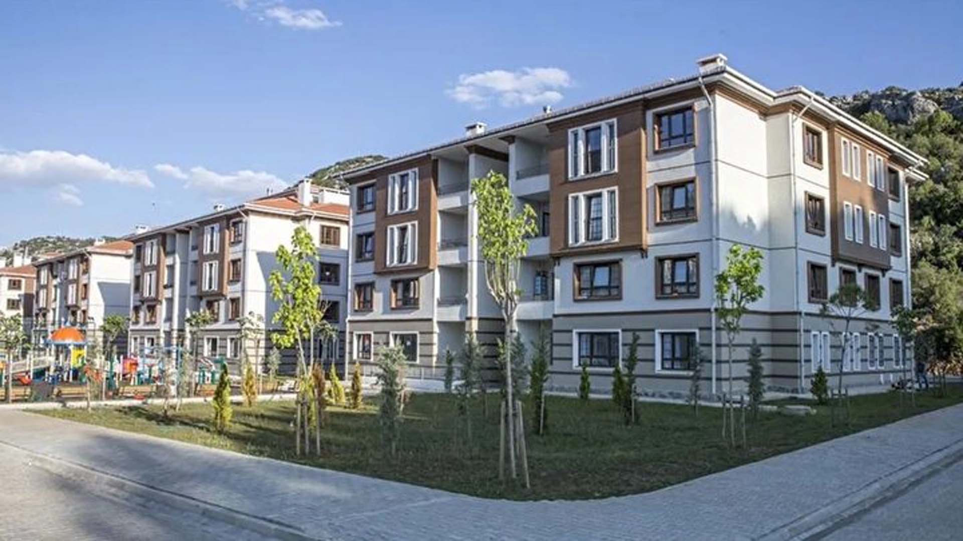 Prof. Dr. Naci Görür'den korkutan Sosyal Konut Projesi için açıklamalar! İlk kez söylüyorum diyerek uyardı!