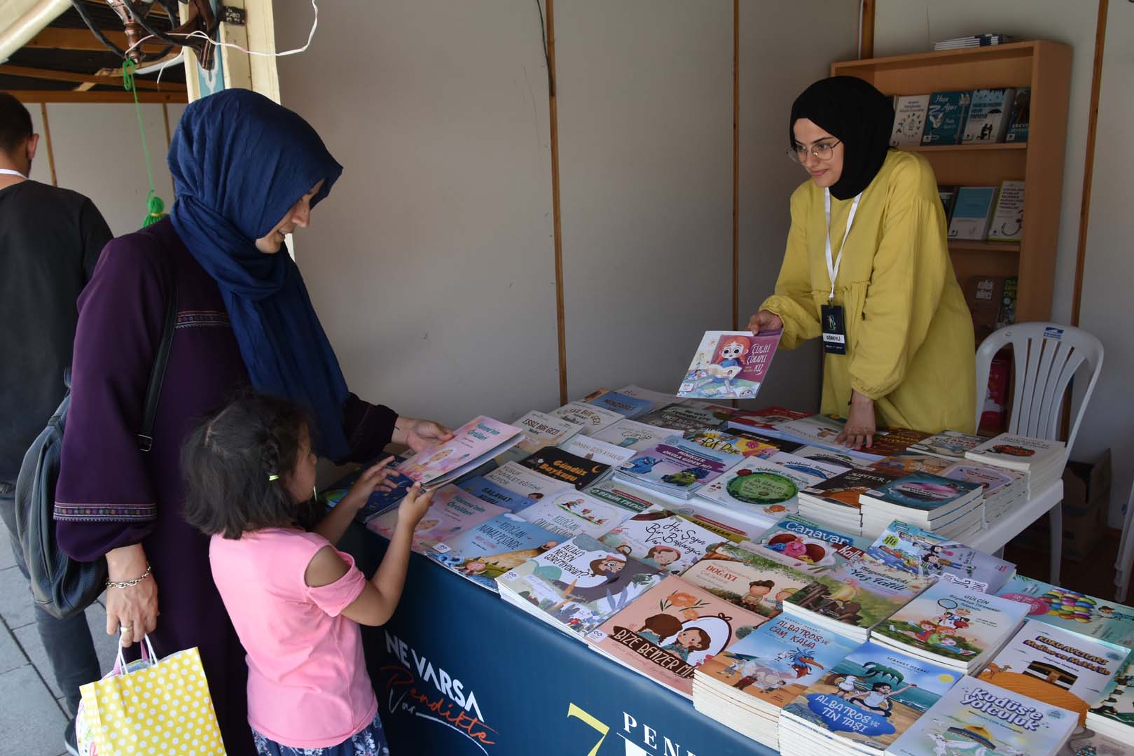 Kitap severlere güzel haber! Pendik Kitap Fuarı bugün başladı!