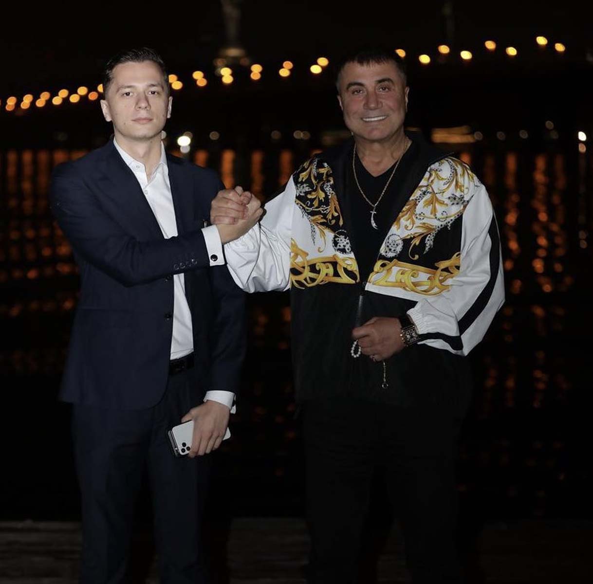 Gazeteci Erk Acarer'den Sedat Peker'in danışmanı Emre Olur hakkında çarpıcı iddia! B.A.E.'den Arnavutluk'a deport edildi 