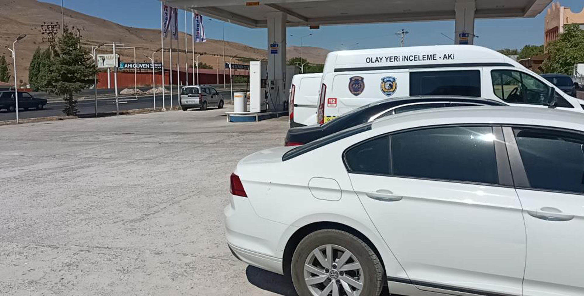 Kırşehir'de koca dehşeti! Barışma teklifini reddeden 10 yaş küçük eşini öldürdü, intihara kalkıştı