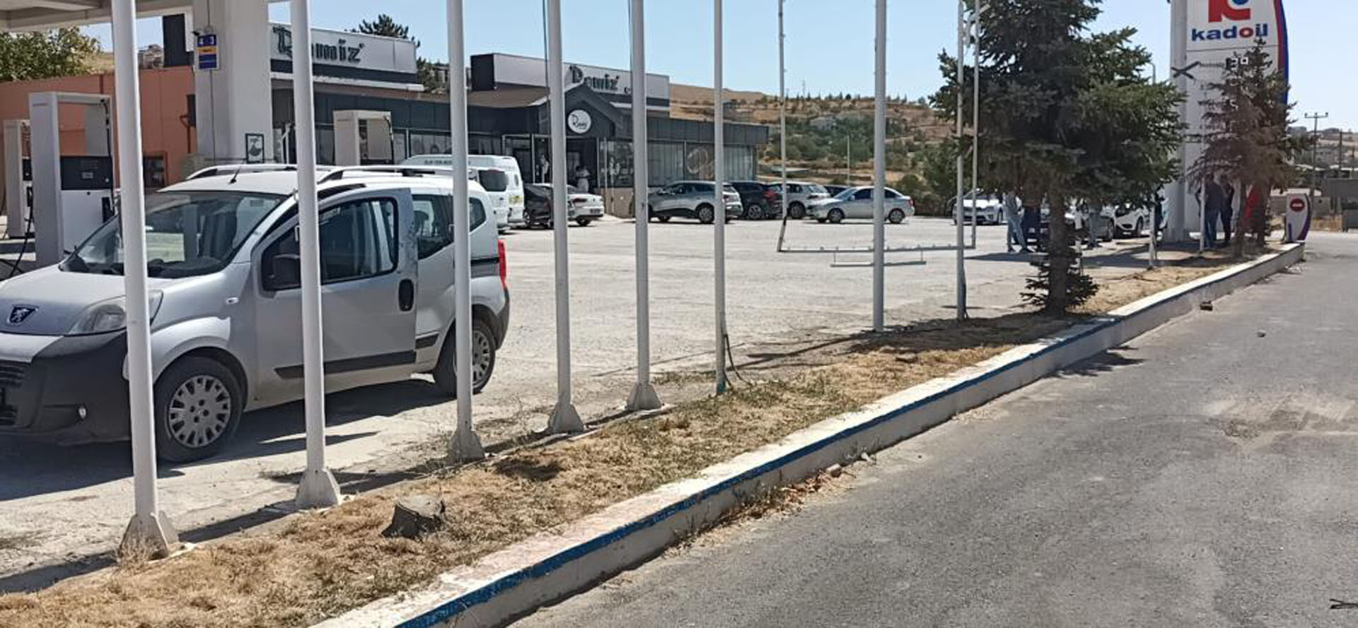 Kırşehir'de koca dehşeti! Barışma teklifini reddeden 10 yaş küçük eşini öldürdü, intihara kalkıştı