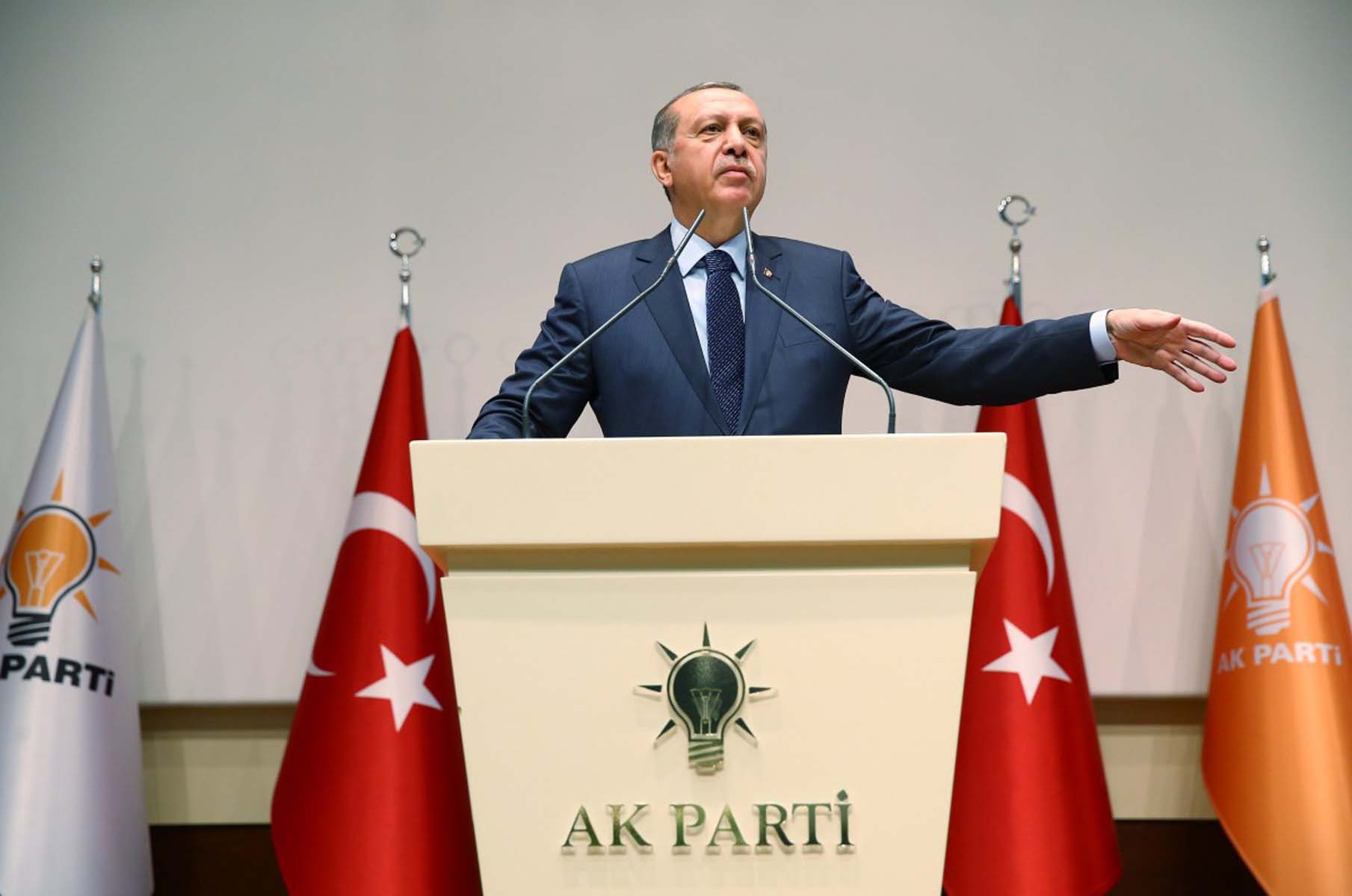 AK Parti'nin çalışmaları meyvesini verdi! Kararsız seçmen geri geldi, oylar artış trendinde! 