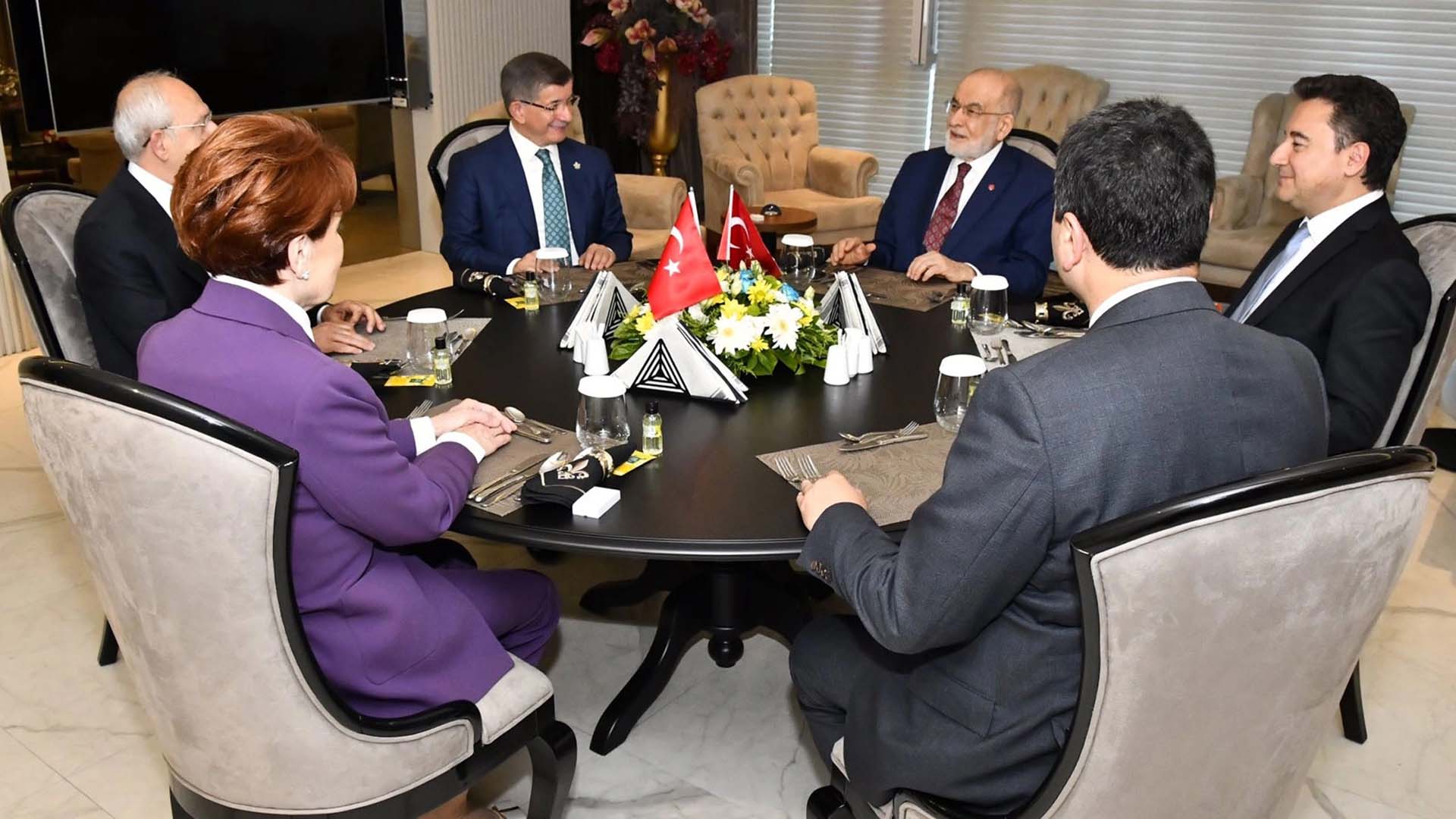 Uğur Dündar'dan 6'lı masa isimlerine naçizane öneri! Karşılarında kaybetmemiş bir lider olduğunu unutmasınlar