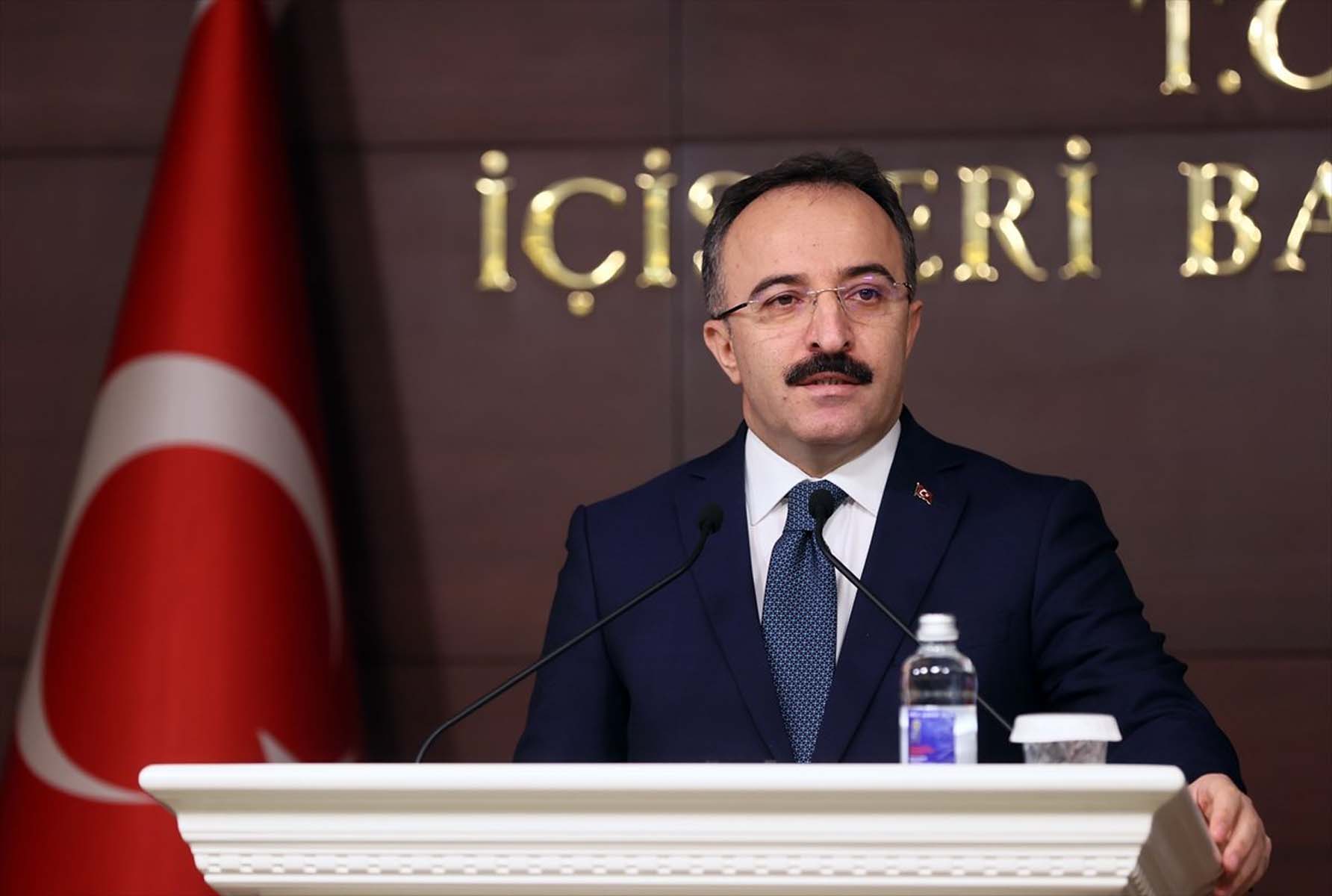 Ümit Özdağ, Marmaris'teki yangını sığınmacılar çıkardı dedi, İsmail Çataklı'dan yanıt gecikmedi: Malum şahıstan bir yalan daha