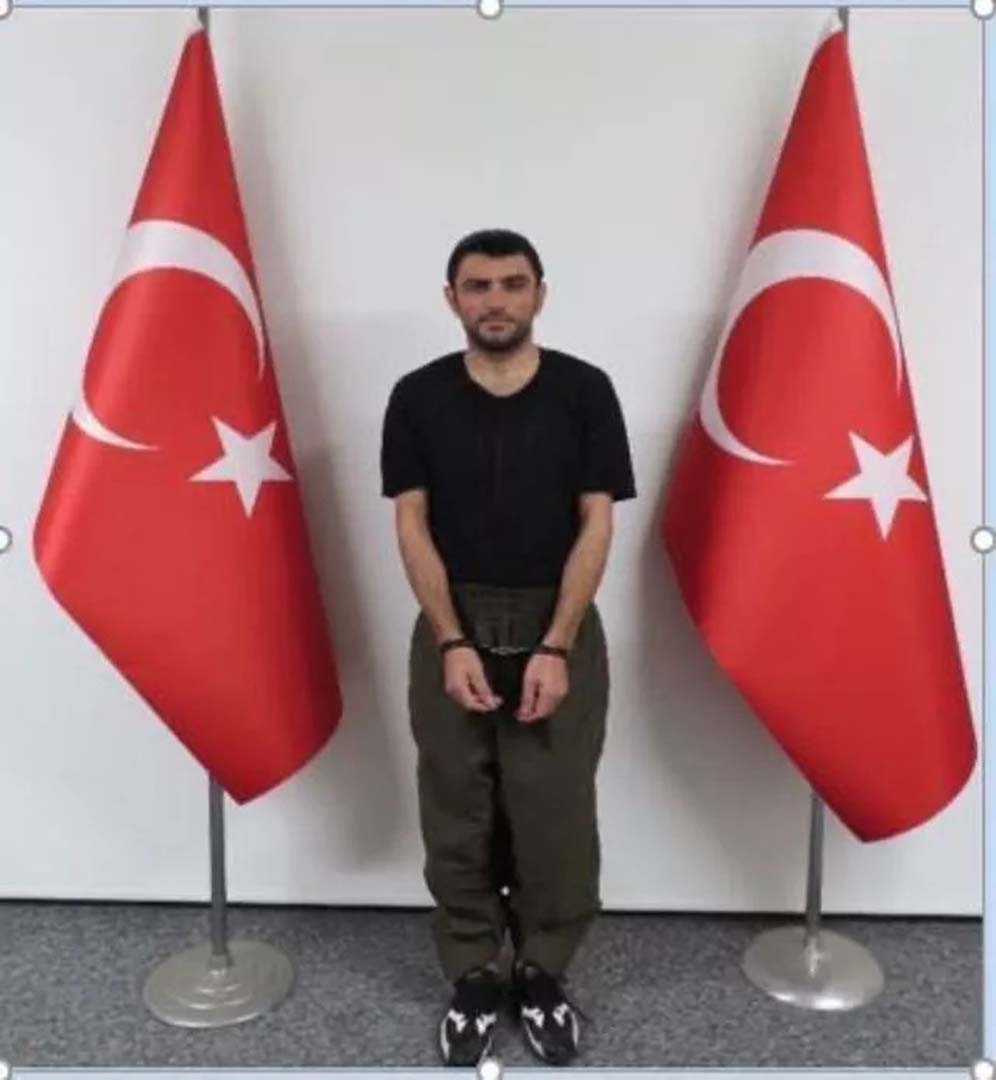 Son dakika! MİT'ten nokta operasyon! Kırmızı bültenle aranan 2 terörist yakalandı