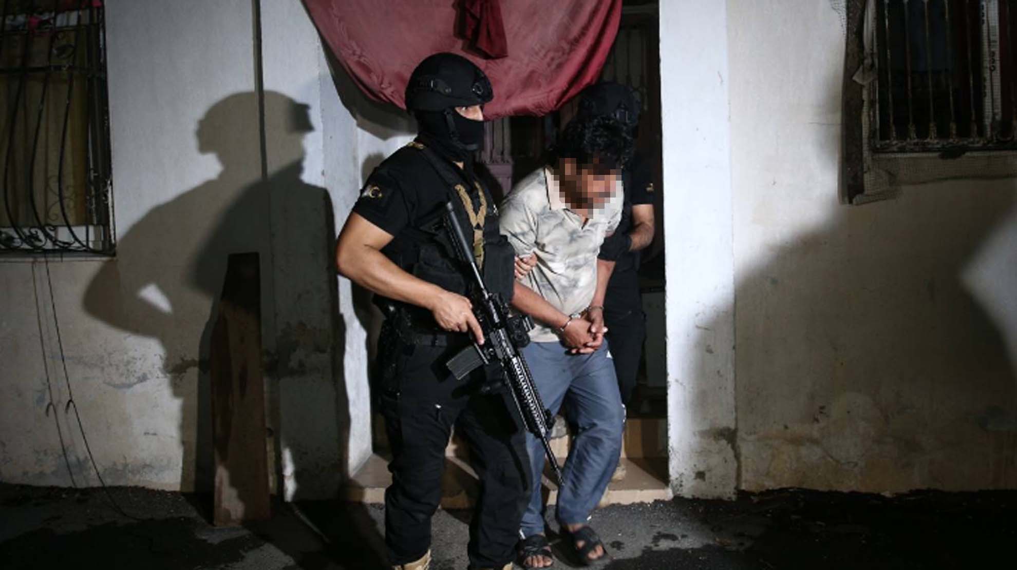 Geçmiş dönemde terör faaliyetlerinde bulundukları tespit edilen 7 IŞİD şüphelisi operasyonla gözaltına alındı!