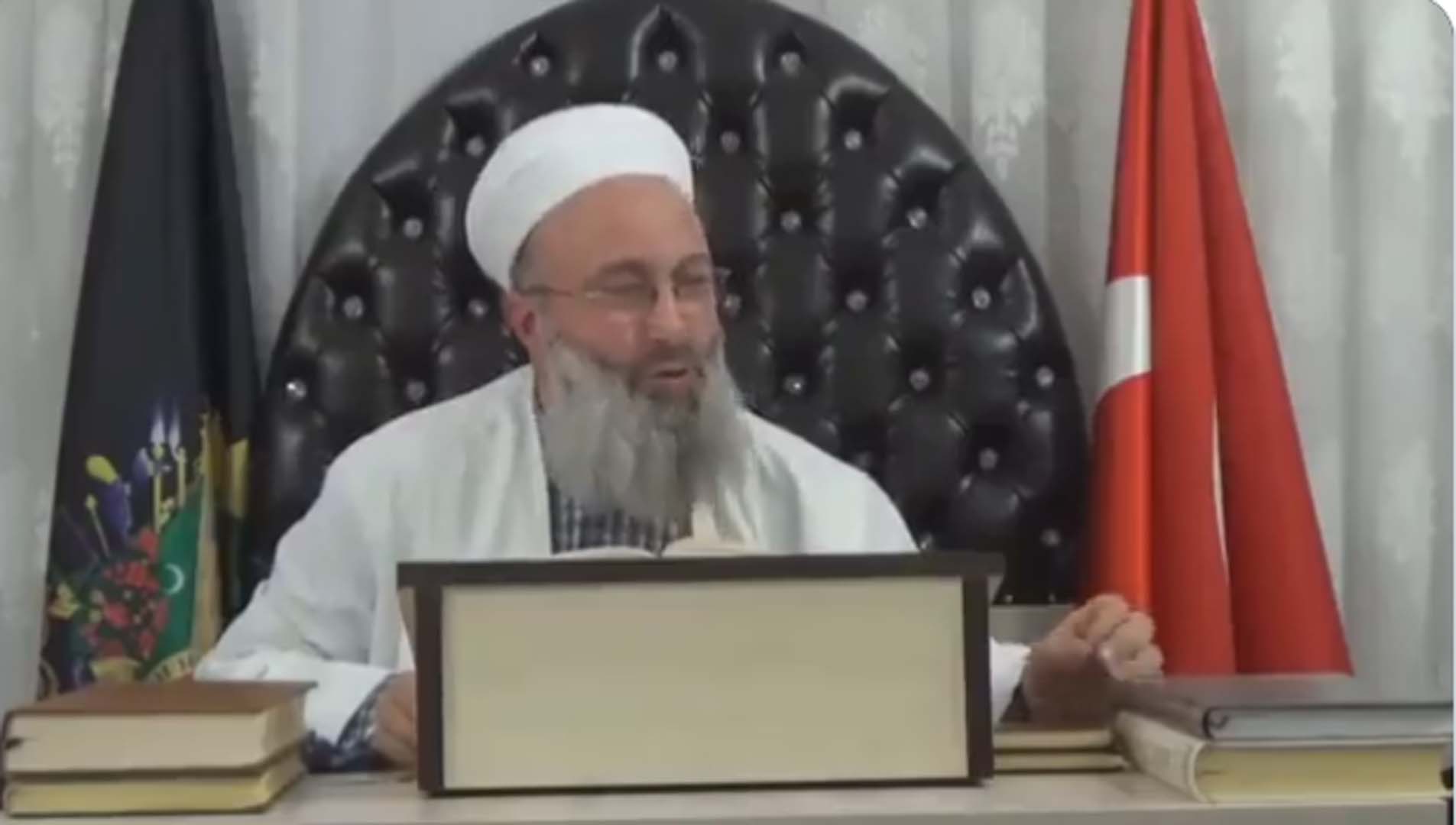 İmamdan tepki çeken üniversite konuşması: Kadının üniversite okuması haram