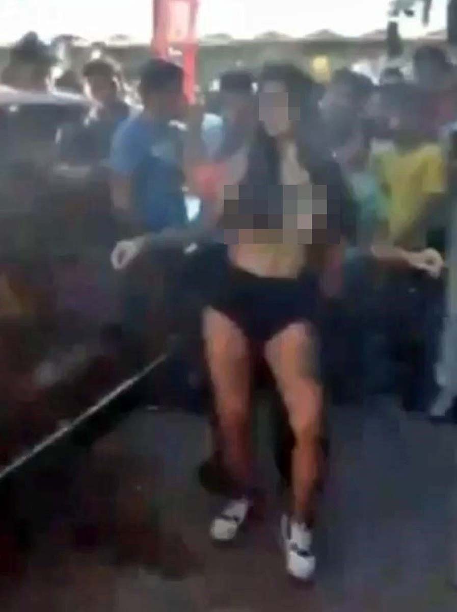 Antalya Demre'deki Drift ve Tuning Fest’te skandal olay! Müstehcen dans tepki çekti: Bu memleketi ahlaksızlara bırakmayacağım