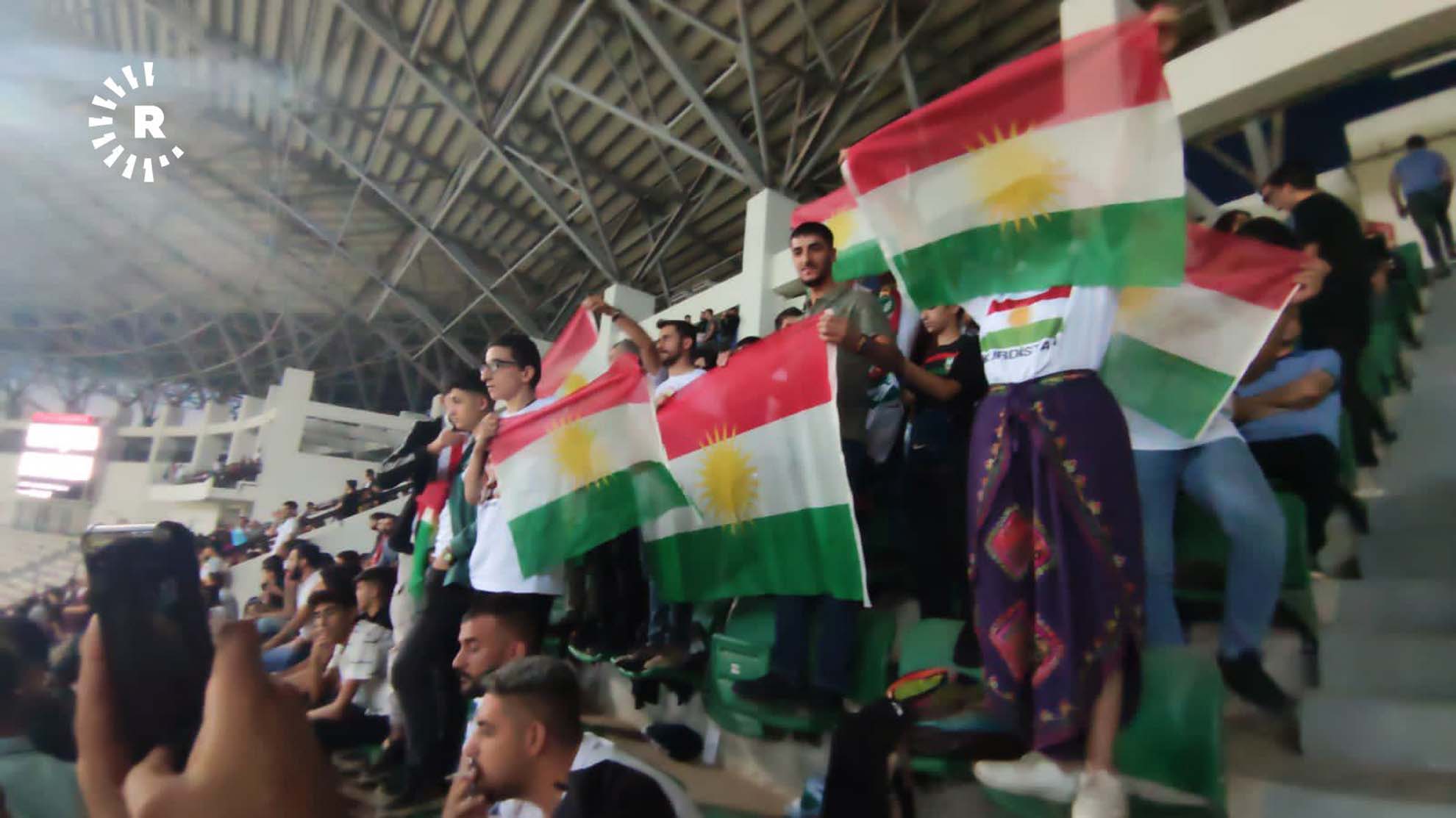 Amed Sportif - Bursaspor maçında tepki çeken görüntü: Tribünlerde Kürdistan bayrağı açtılar!