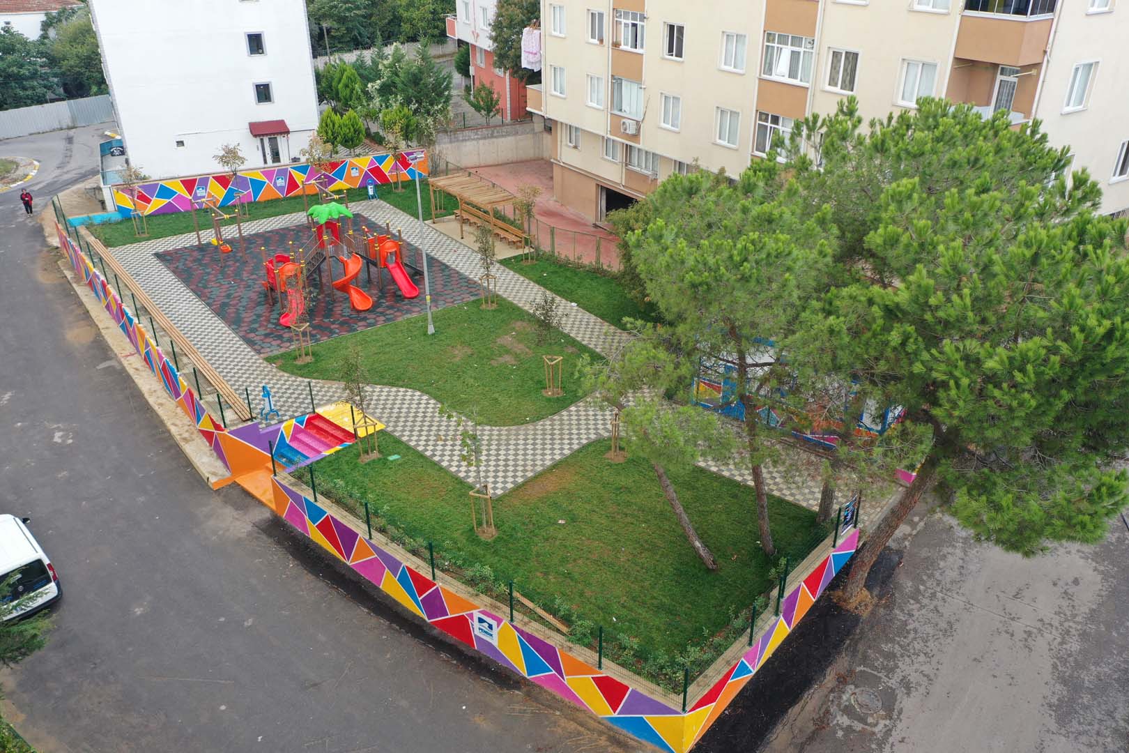 Pendik Mansur Sokak Parkı hizmete açıldı!