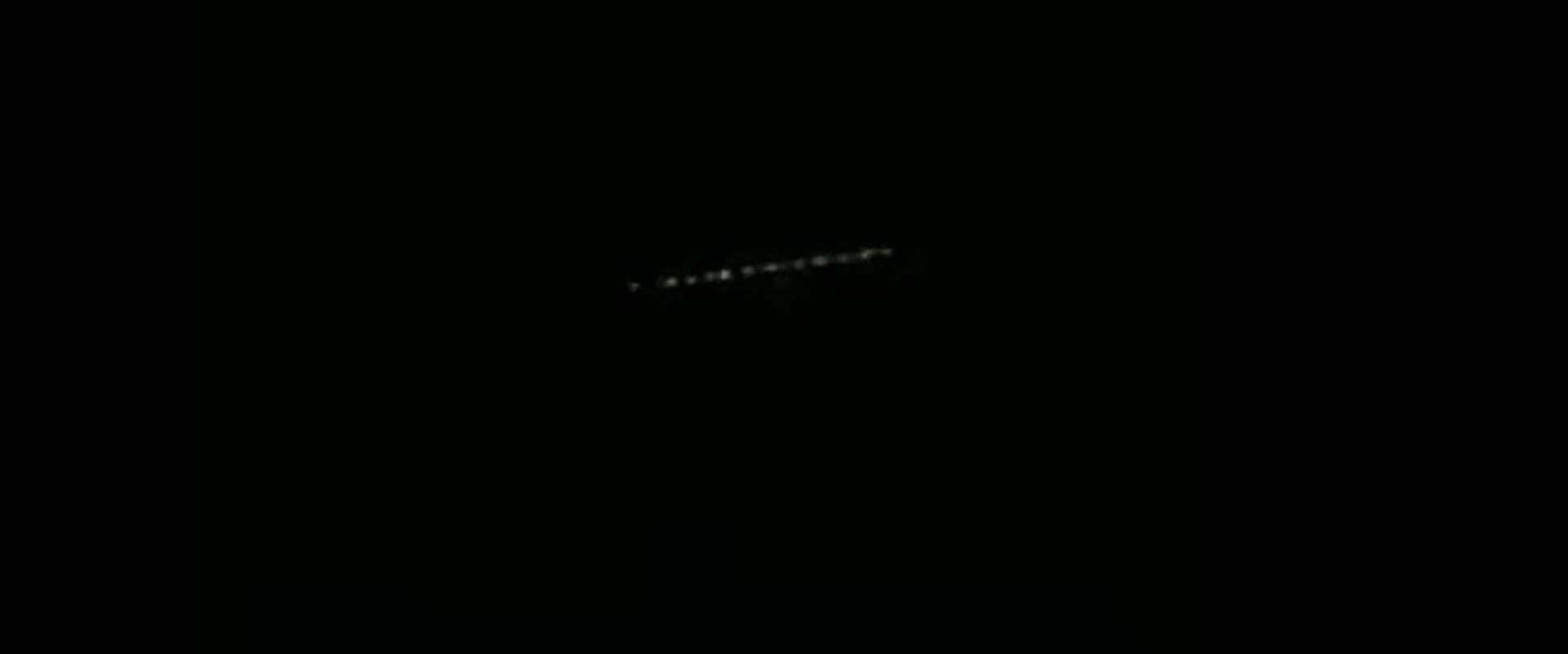 Gökyüzüne bakan herkes gördü! Elon Musk'ın Starlink uyduları İran'a yola çıktı! 