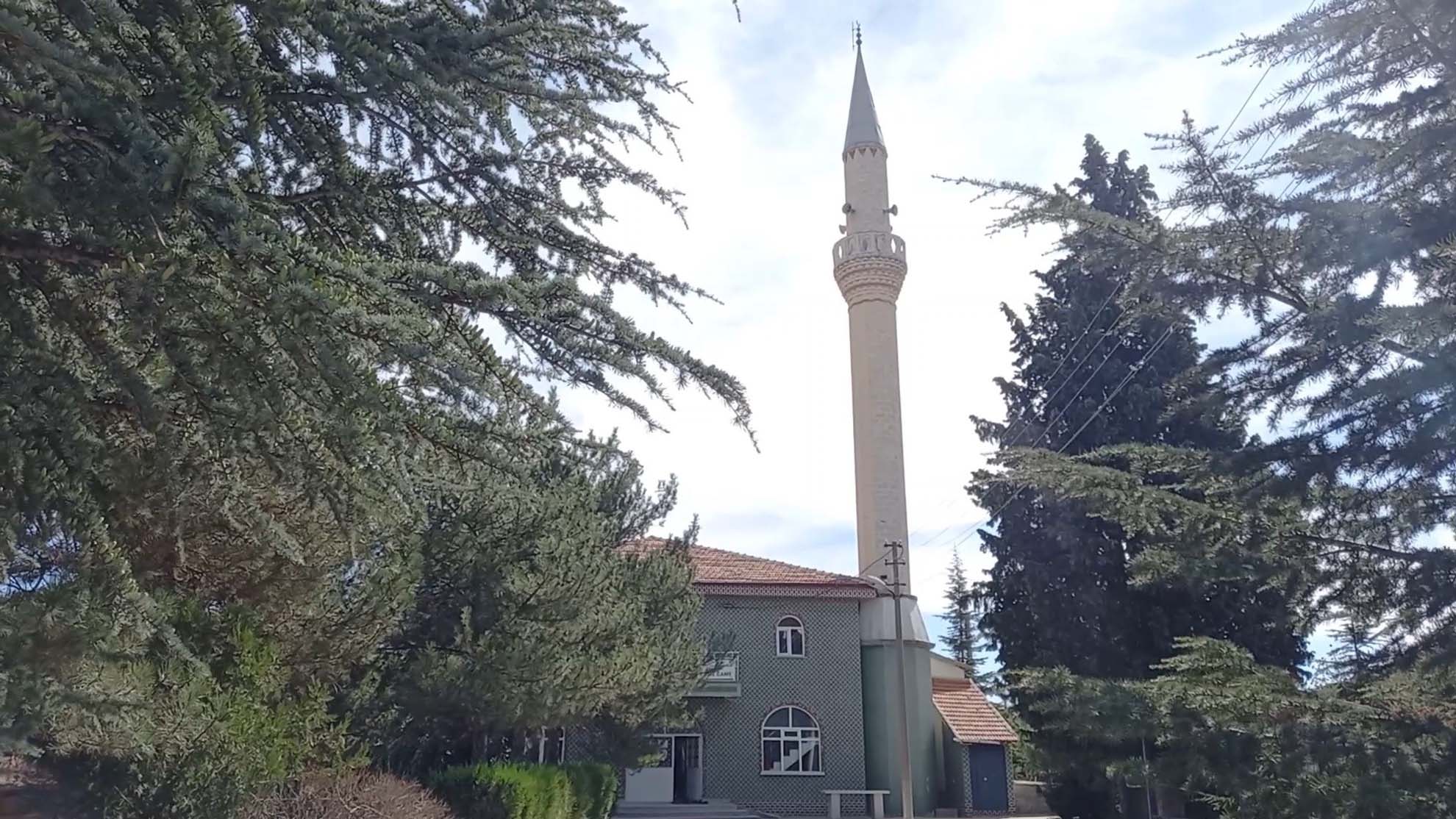 Kırıkkale Bahşılı'da korkunç olay! Cami kana bulandı: Eski enişte, imamı namaz kılarken vurdu!