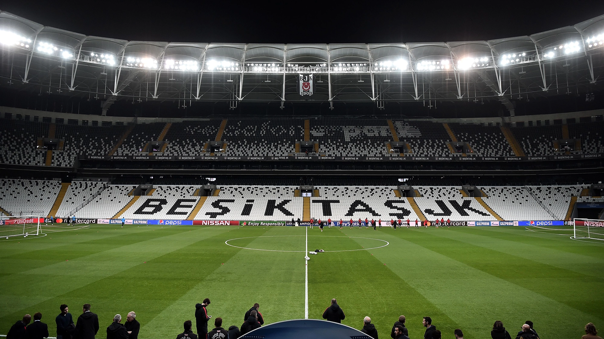Beşiktaş - Fenerbahçe derbisi için seyirci kararı! Sarı lacivertli taraftarlar çok üzülecek 