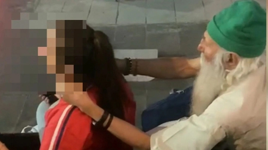 Kendisini 'şifacı' olarak tanıtan adamdan çirkin hareketler! Zihinsel engelli kıza tacizde bulundu!