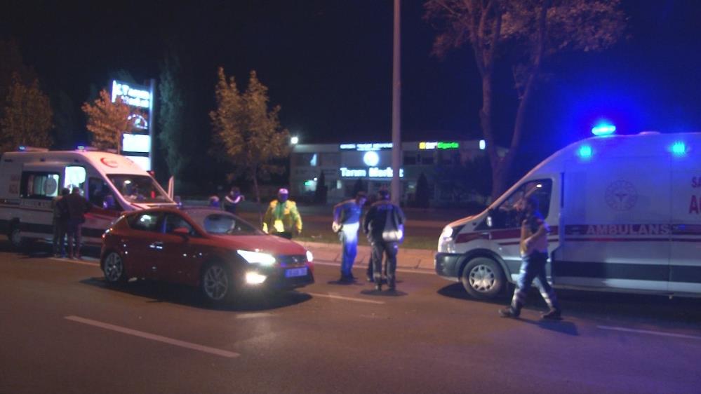 Böyle kardeş olmaz olsun! Tartıştığı kardeşini trafikte sıkıştırıp kurşun yağdırdı