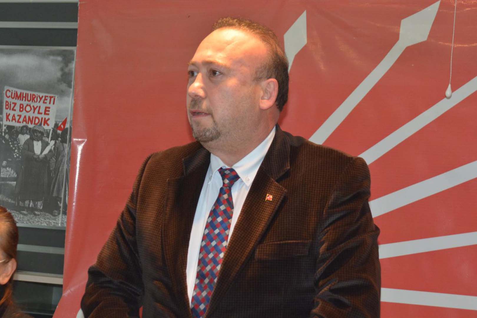 CHP'li Özkan Yalım'dan HDP'ye bakanlık açıklaması: 1 değil 1'den fazla verilebilir