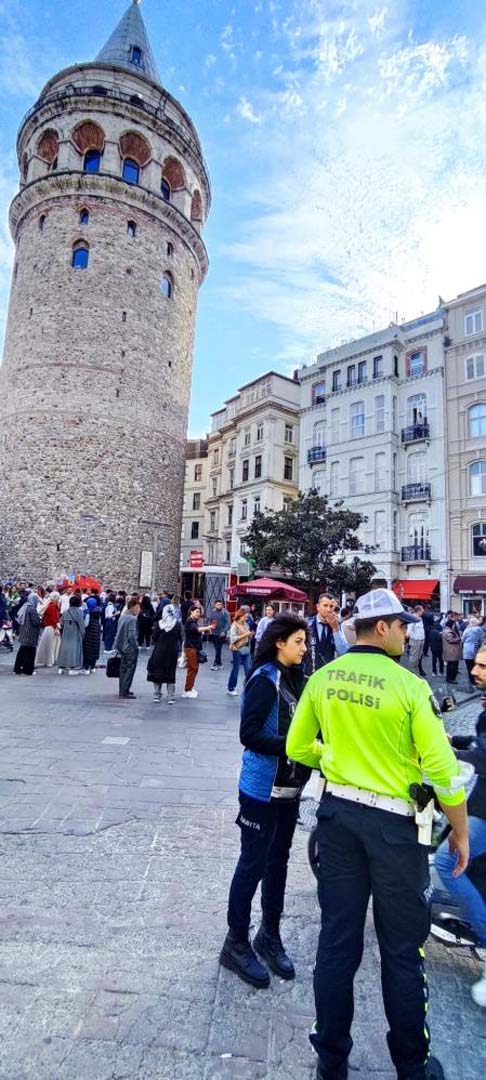 Galata Kulesi'nde korkunç olay! Metrelerce yüksekten atlayarak intihar etti!