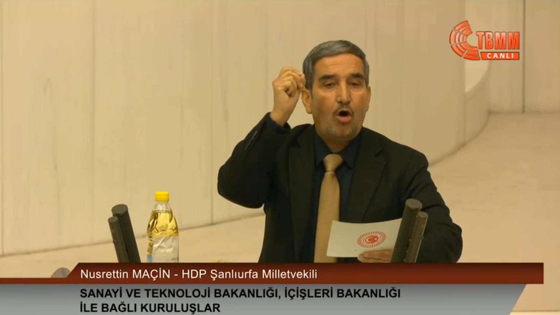 HDP'li vekillerin olduğu araç, taksiyle çarpıştı! Taksi şoförü hayatını kaybetti 