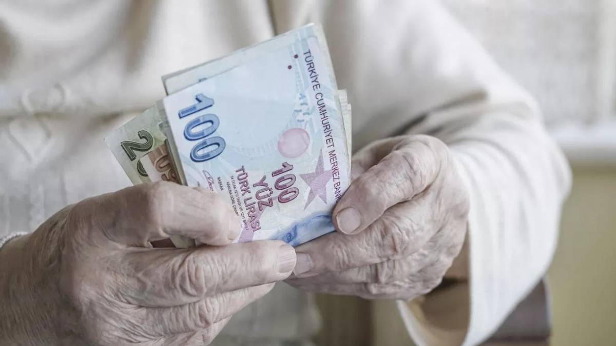 Bakan Derya Yanık duyurdu! Evde bakım ödemeleri hesaplara yatırılmaya başladı!