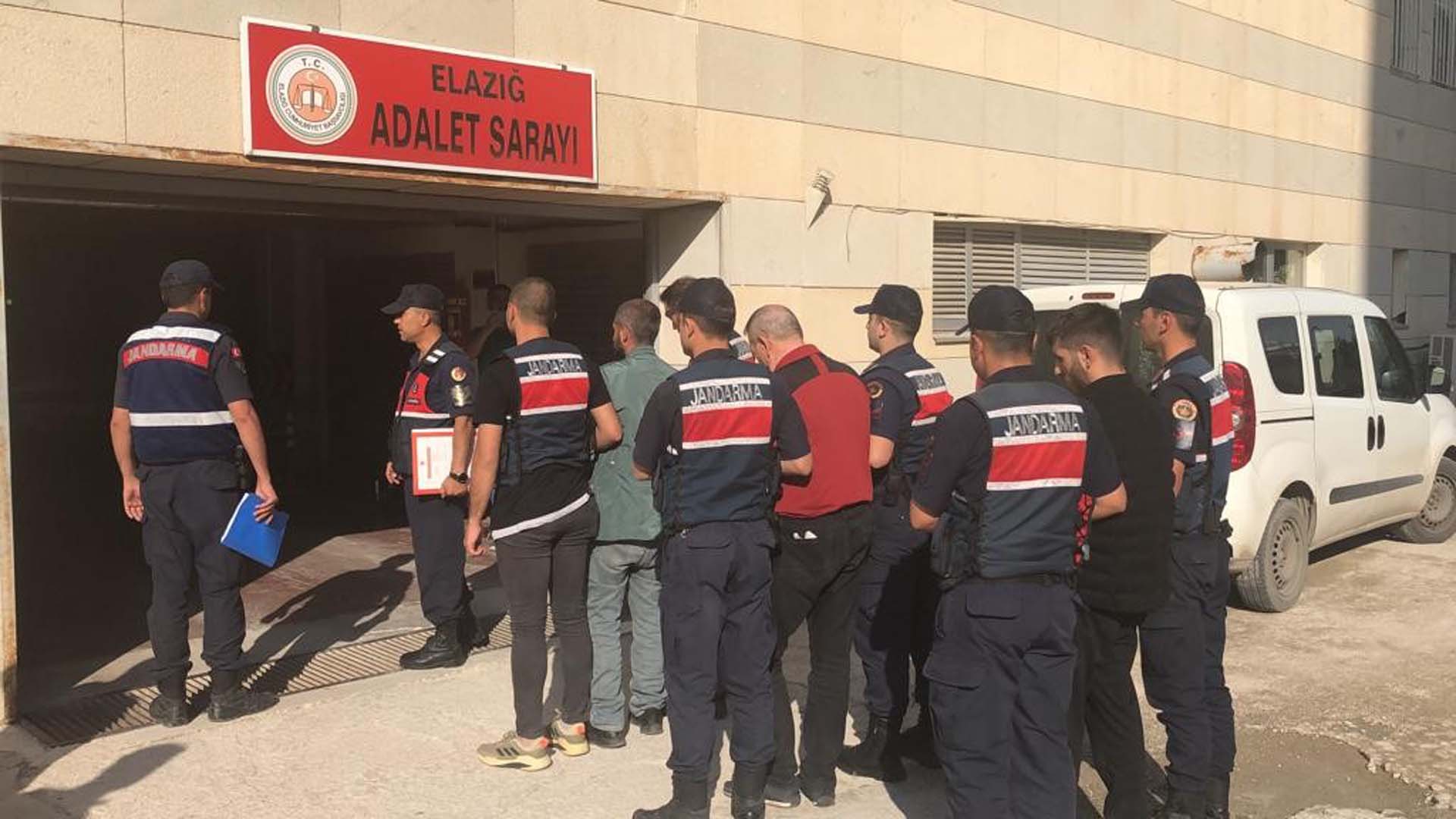 Elazığ'da kadın cinayeti! Öldürüp çöp toplama merkezine attılar