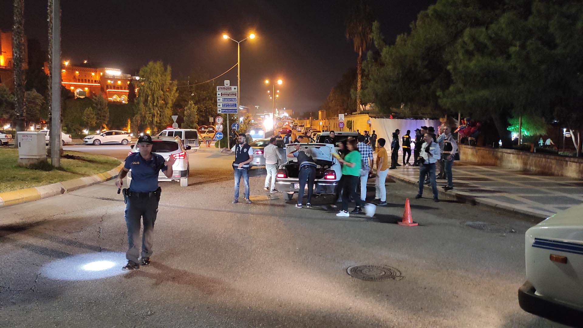 Şanlıurfa'da Göbeklitepe-1 uygulaması nefes kesti! 659 polis görev yaptı, binlerce kişi kontrol edildi