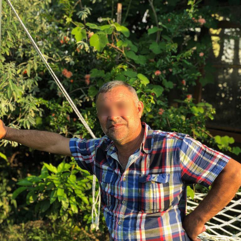 Mahalleliye intihar şoku! 55 yaşındaki adam, sokak ortasında kendini başından vurdu!