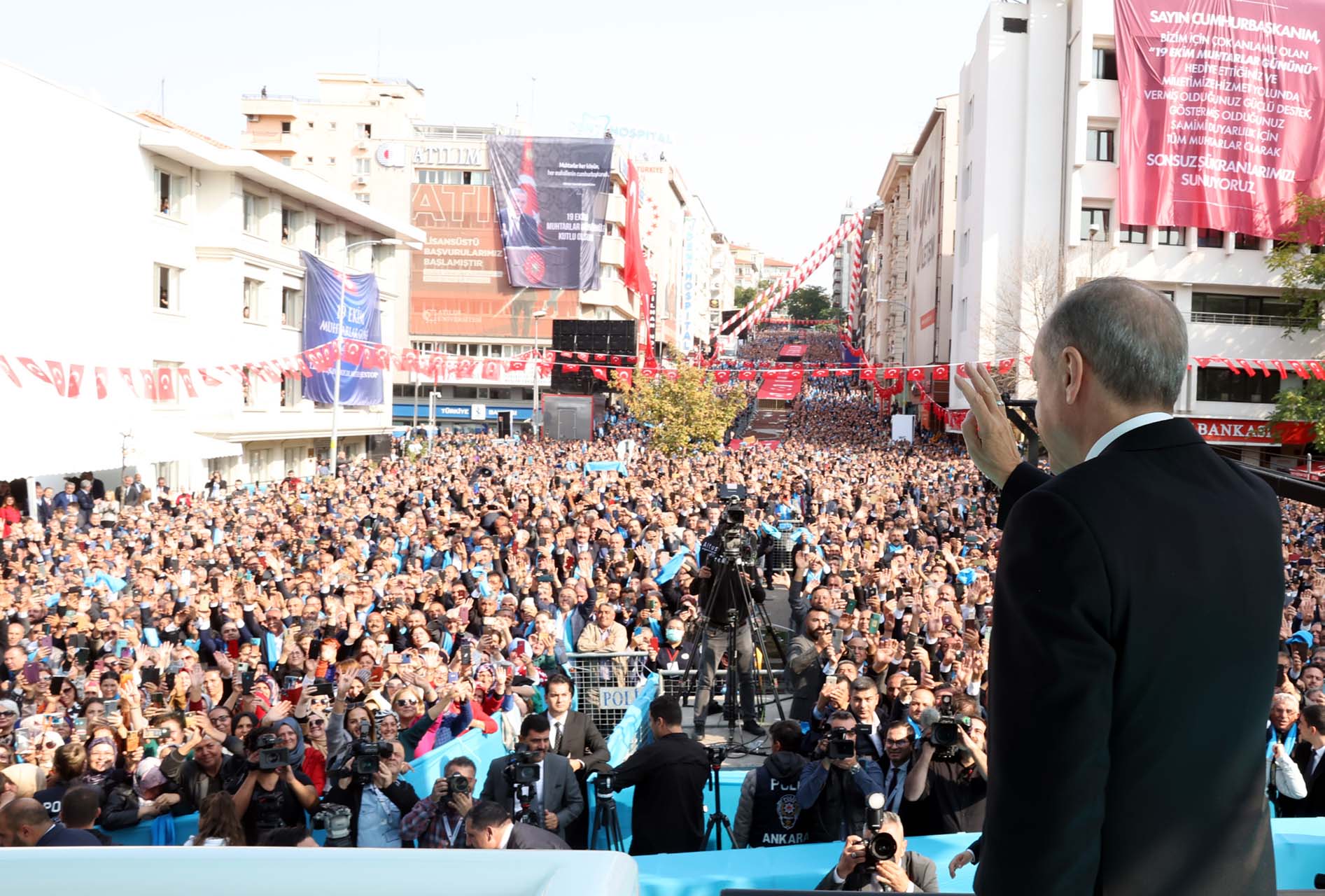 Son dakika| Cumhurbaşkanı Erdoğan, 19 Ekim Muhtarlar Günü'nde konuştu: 2023'e giden süreçte de icazeti milletimizden alacağız