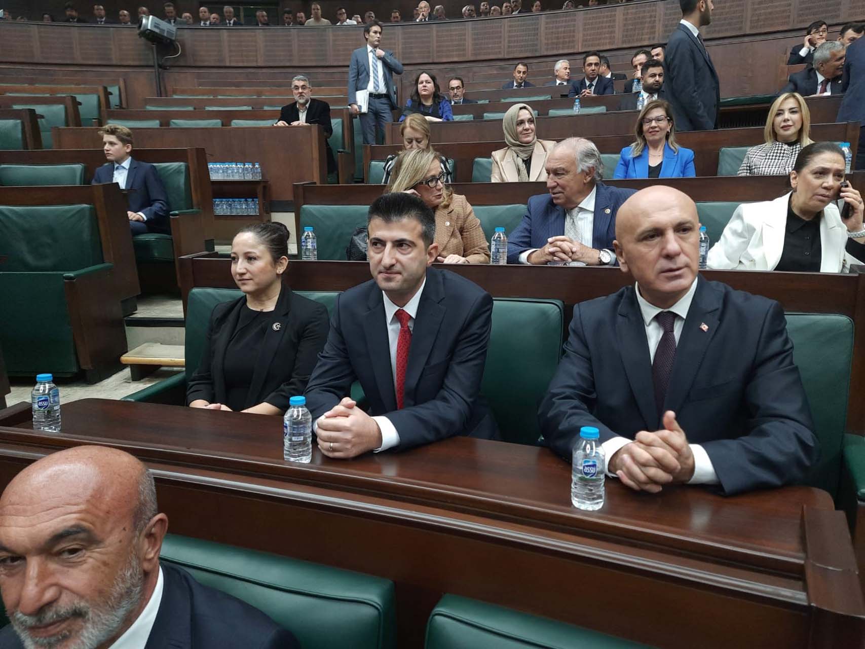 AK Parti'ye katılan Mehmet Ali Çelebi'den ilk açıklama: Elimden gelen desteği vermeye geldim 