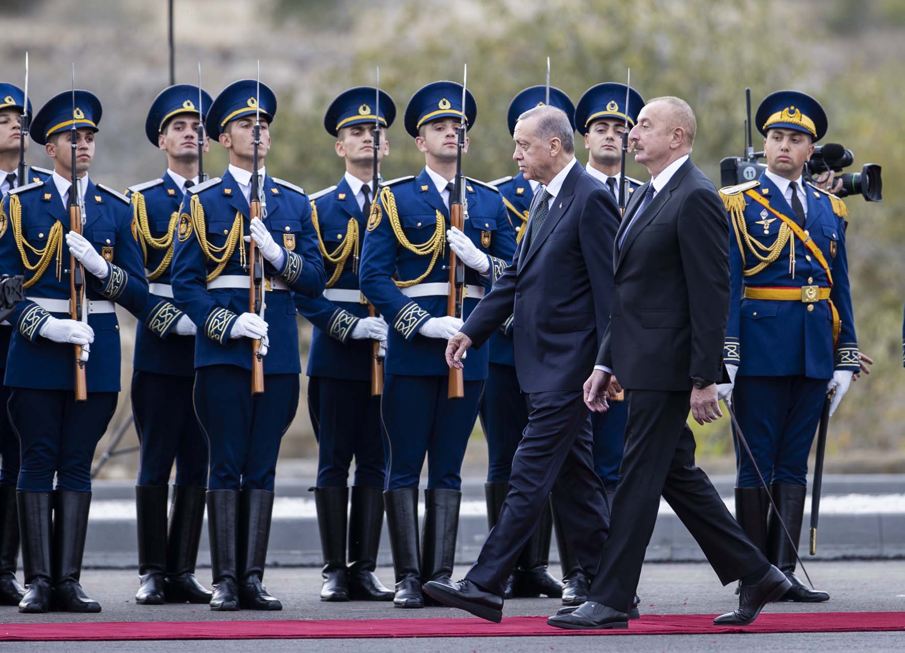 Canlı yayın | Cumhurbaşkanı Erdoğan ve Azerbaycan Cumhurbaşkanı Aliyev ile ortak basın toplantısında konuşuyor