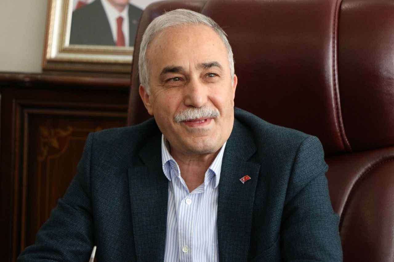 Son dakika | Ahmet Eşref Fakıbaba, AK Parti üyeliği ve milletvekilliğinden istifa etti