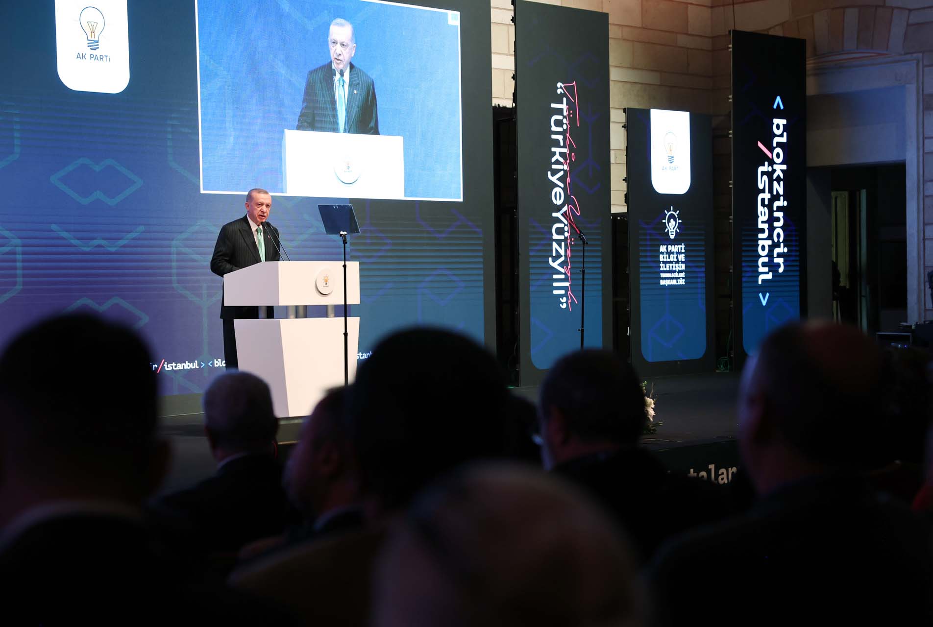 Son dakika | Cumhurbaşkanı Erdoğan, Blokzincir İstanbul programında konuştu! Merkez Bankamız kripto parayla ilgili çalışma yürütmektedir