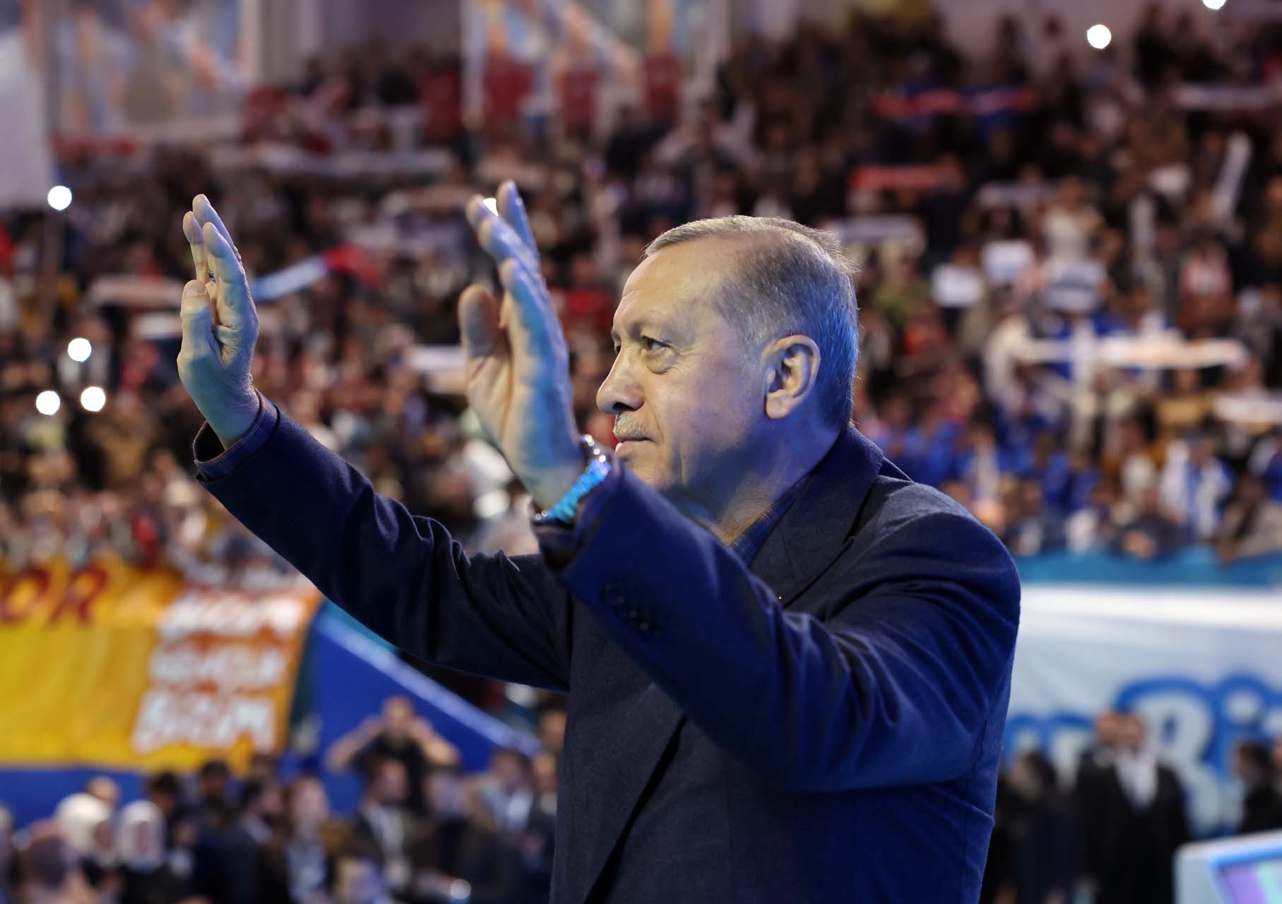 Cumhurbaşkanı Erdoğan, Gençlik Bizim Programı'nda konuştu: Milletimiz FETÖ'cülerle hamburger yemek için kilometrelerce yol gidenlere izin vermez