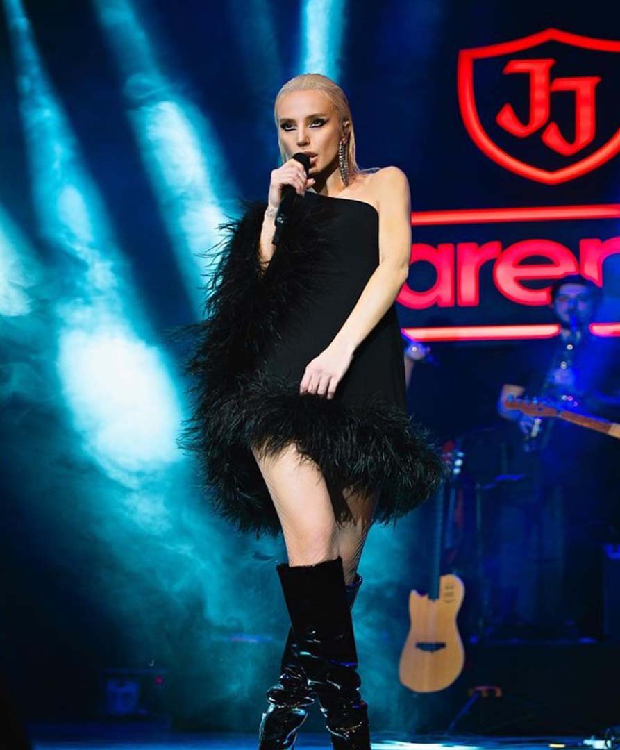  Mahkemede yurt dışı yasağına itiraz etmişti! Şarkıcı Gülşen hakkında flaş karar!