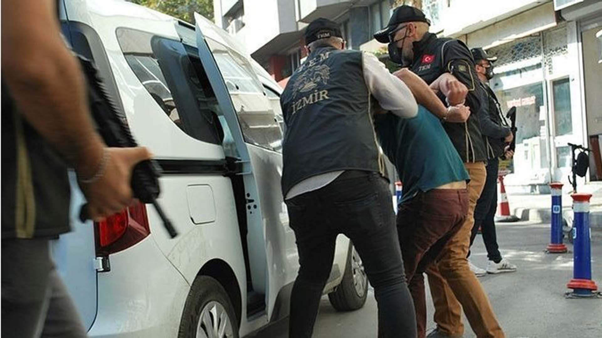 Bursa cezaevine saldırı düzenlemişti! Terörist Cebrail Gündoğdu'ya kucak açan isimler CHP'li çıktı!