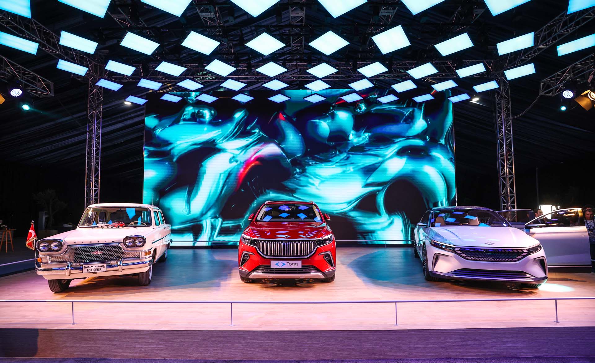 TOGG CEO'su Gürcan Karakaş, yerli otomobil TOGG'un fiyatı için konuştu! İddiaları sözlerle umut verdi 