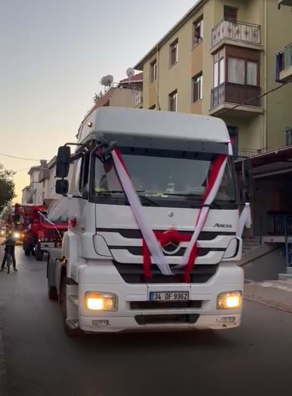 Gelini almaya TIR konvoyuyla gittiler! 