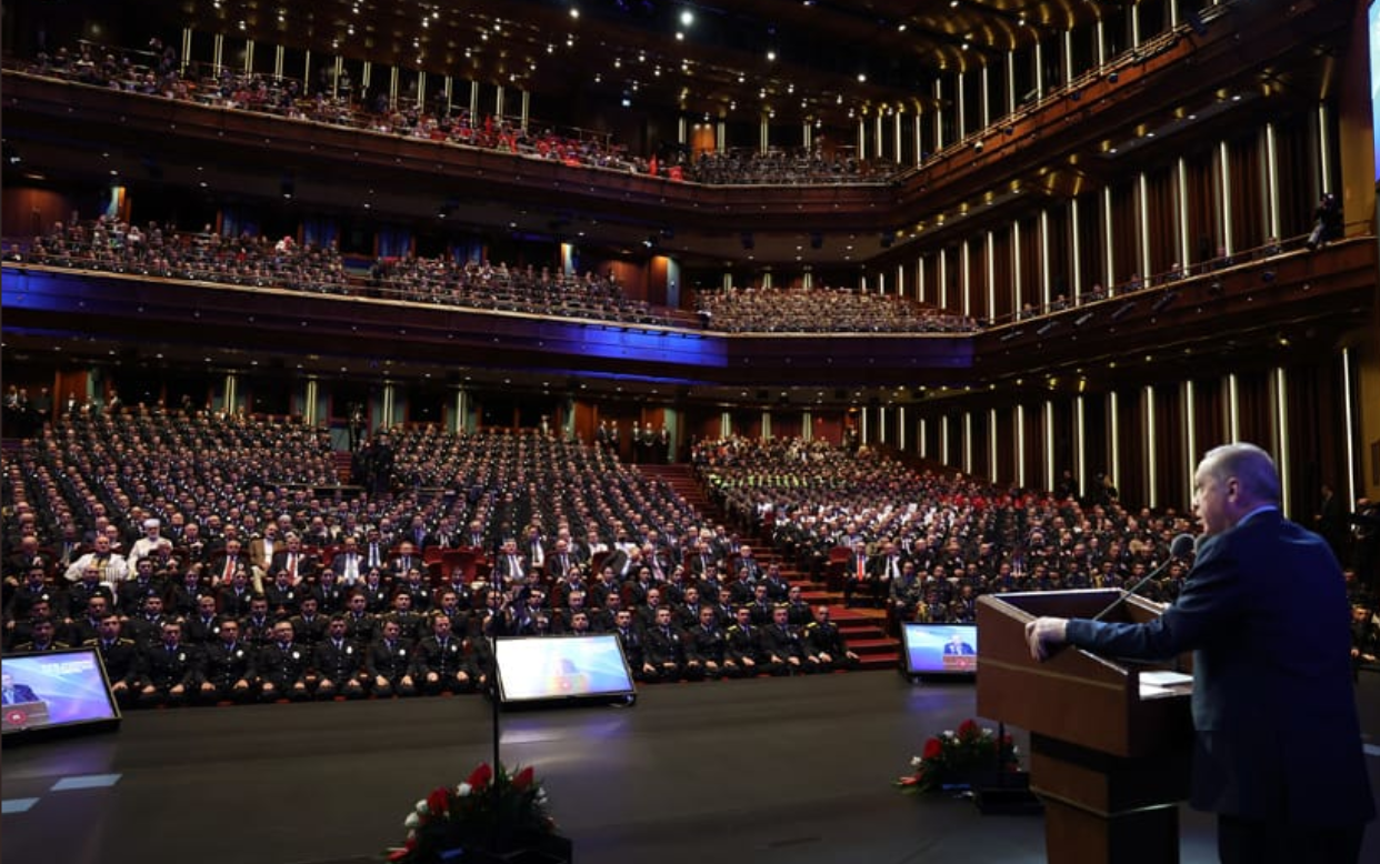 Cumhurbaşkanı Recep Tayyip Erdoğan Polis Akademisi Polis Amirleri Eğitimi Merkezi 6. Dönem Mezuniyet Töreni'nde konuştu!