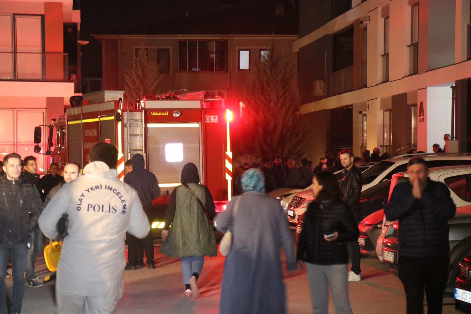 Sakarya'da korkunç olay! Ayrıldığı eşinin evinde kendini yaktı