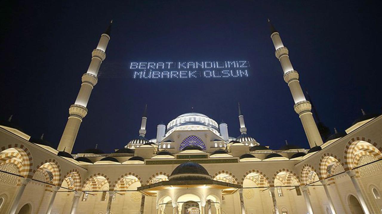 Berat Kandili mesajları resimli 2023 | Facebook, Instagram Whatsapp'ta paylaşmalık