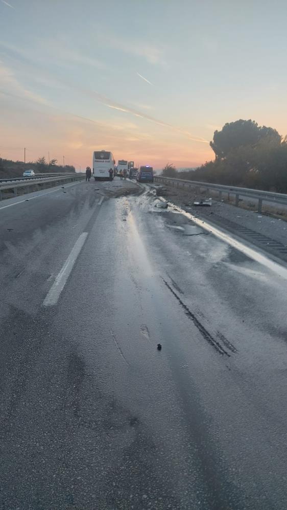 Amasya'da dehşet veren kaza! Ölü ve çok sayıda yaralı var