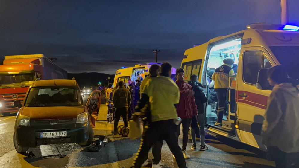 Bursa'da korkutan kaza! 7 kişi yaralandı