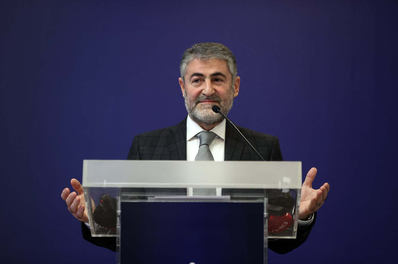 Bakan Nureddin Nebati'den enflasyon ve büyüme mesajı: Üzerimize düşen hiçbir sorumluluktan kaçmıyoruz