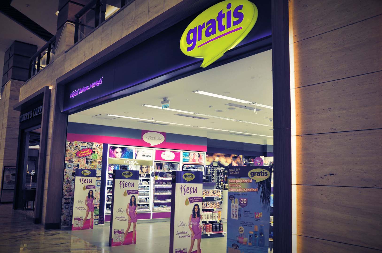 Gratis Kaçta Açılıyor, Kaçta Kapanıyor? 2022 Gratis Çalışma Saatleri