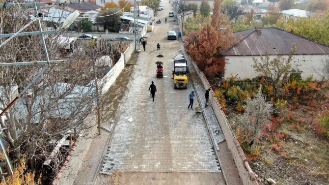 Sivas Kangal Belediyesi Başkanı Ahmet Kürşad Apaydın "Alt yapı ve üst yapı sorunu kalmadı"