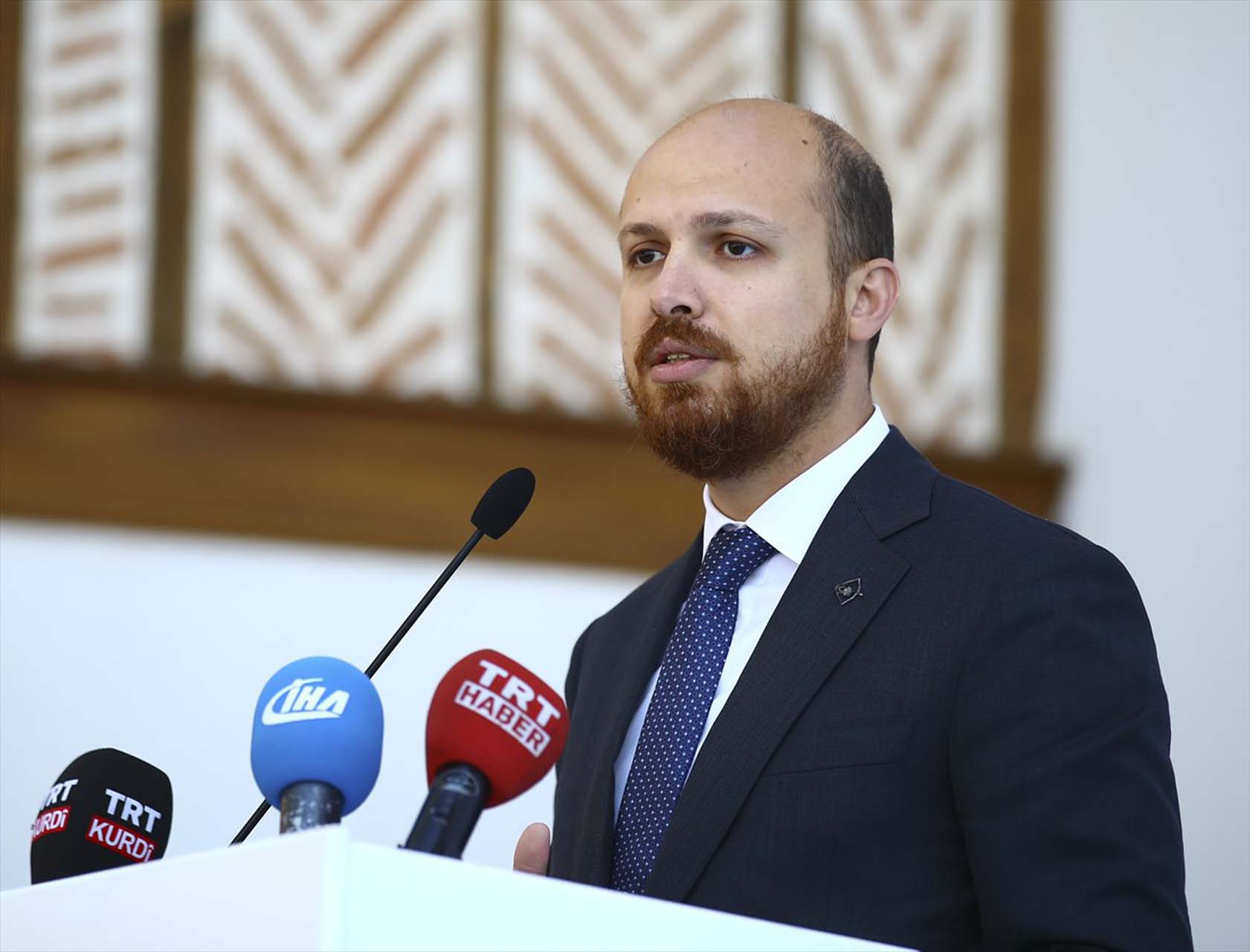 Bilal Erdoğan, 15 Temmuz gecesi yaşananları anlattı: Allah Cumhurbaşkanımızın kalbine verdiği cesareti darbecilere vermedi.