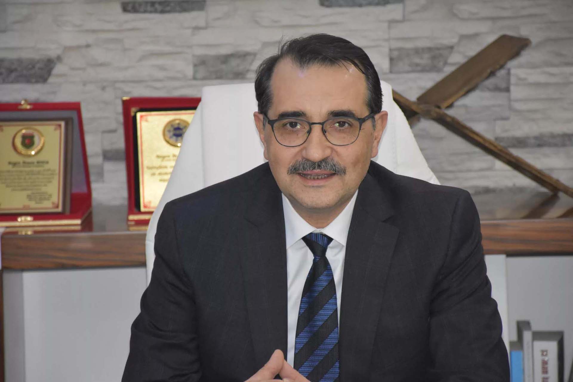 Bakan Dönmez, Karadeniz gazı için tarih verdi! Doğalgaza zam gelecek mi? 