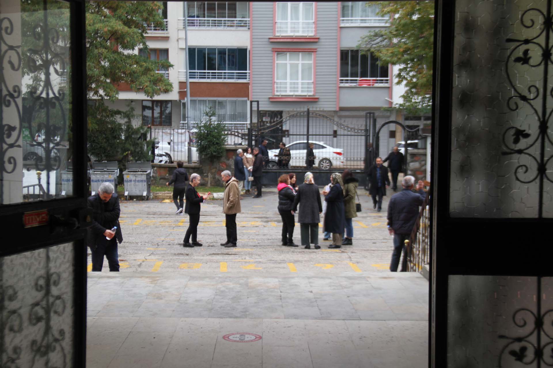 Bu kez öğretmenler ter döktü! Öğretmenlik Kariyer Basamakları Yazılı Sınavı sona erdi